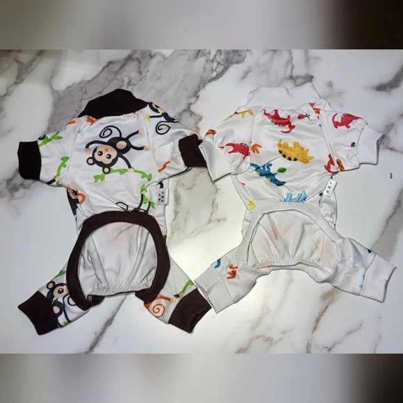 XPudac NWOT Dog 2pc White Monkey & Dinosaur Print Full Body Pajama Set Size XS - Picture 7 of 7